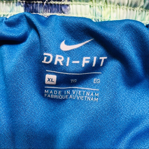 Girl’s Nike Running Shorts 0366 - Picture 3 of 4